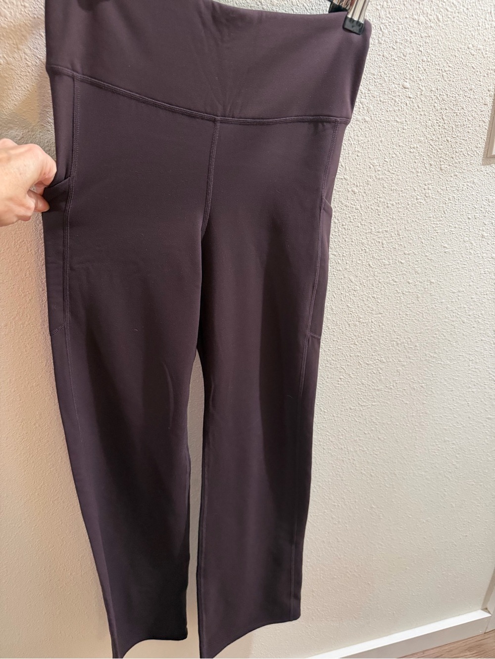 Fabletics Cold Weather High Waisted Mini Flare -Deep Plum -Size L-Tall NWT